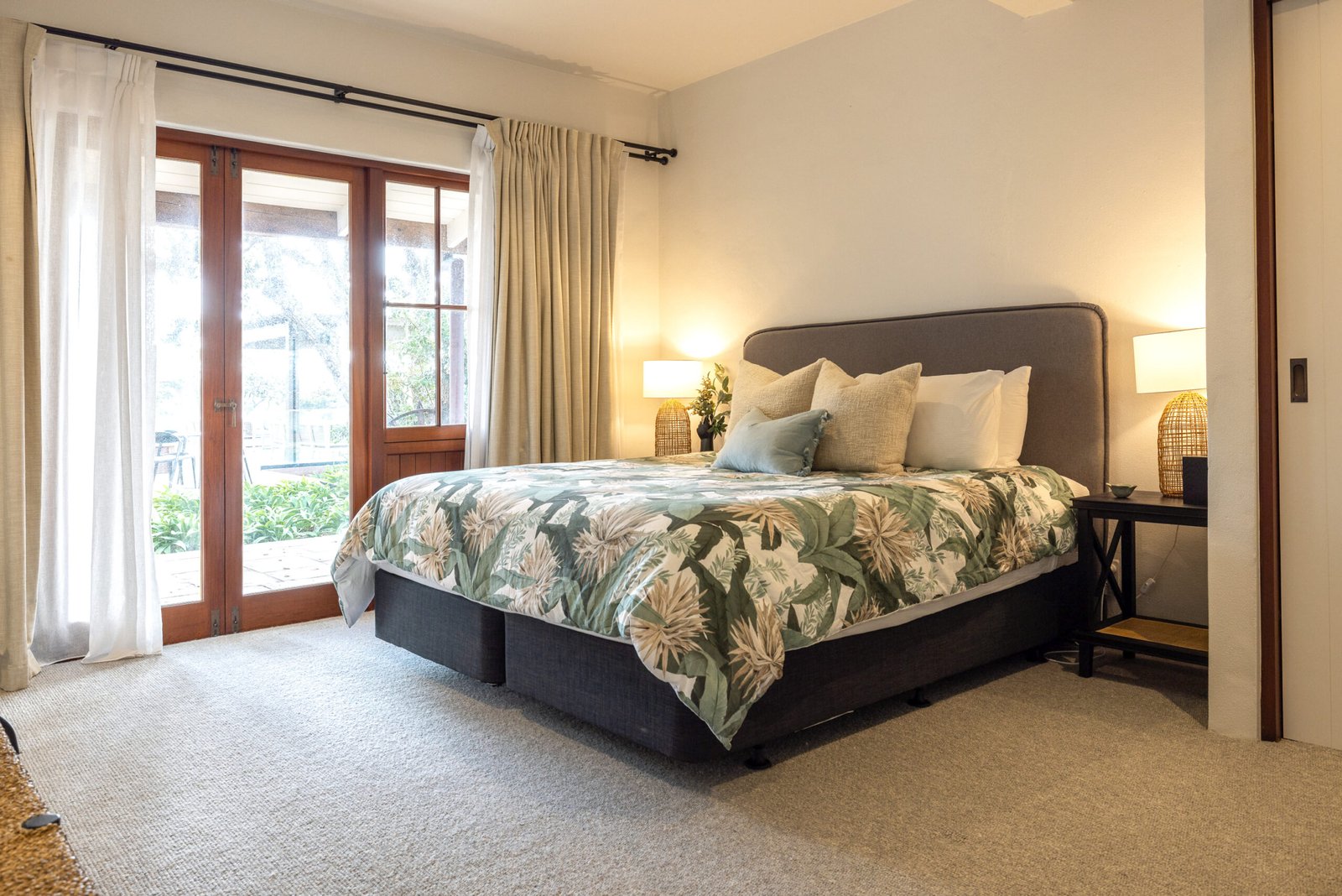 Garden Cove Suite at Putiki Estate, luxury ensuite accommodation on Waiheke Island with a private spa pool.